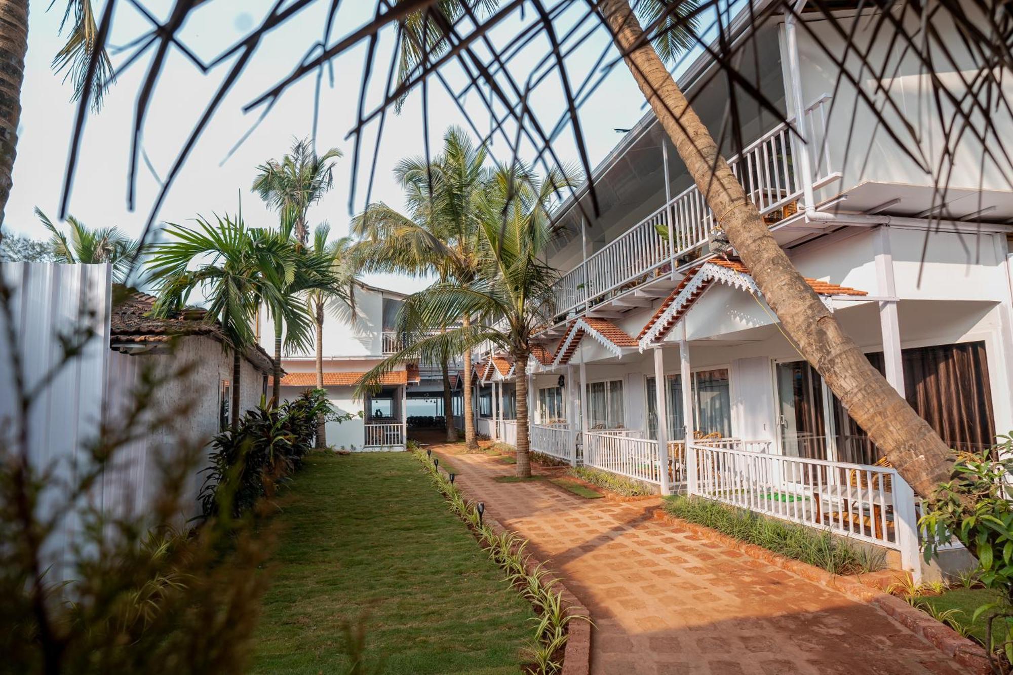 Soulmate Beach Resort Agonda Exterior photo